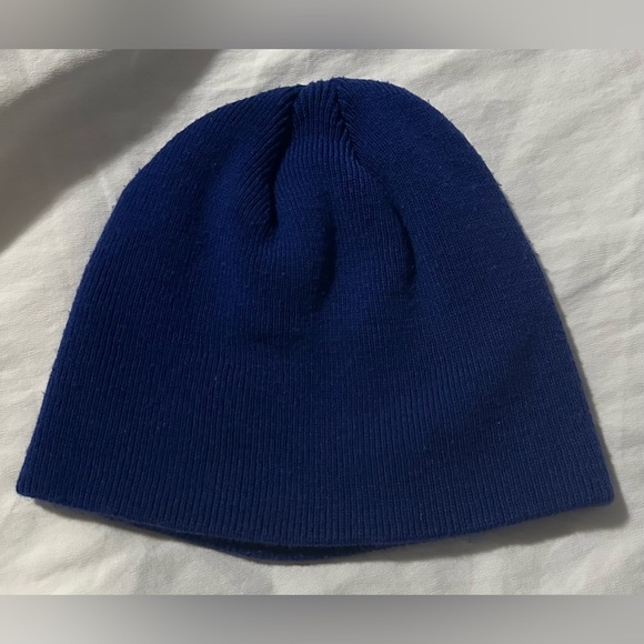 đOilers Winter Hatđ - Picture 2 of 3